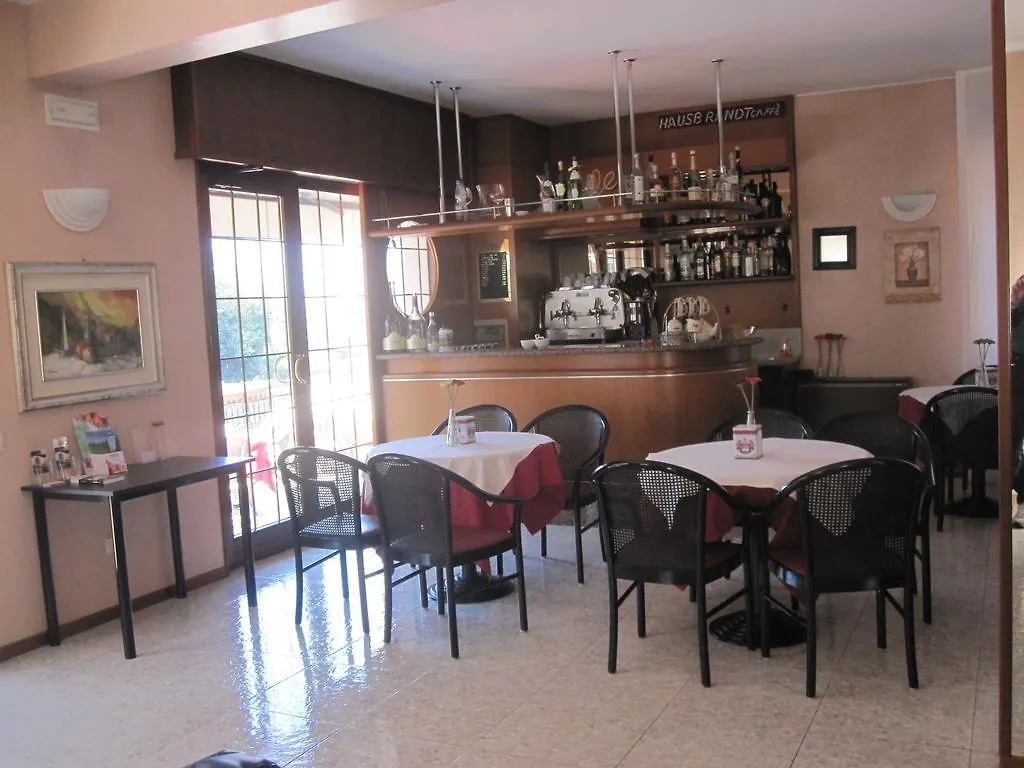Hotel Benacus Μπαρντολίνο 2*,  Ιταλία