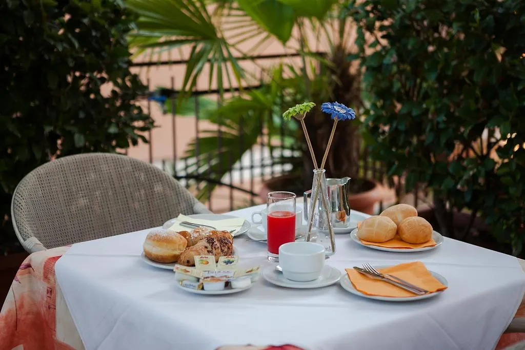 Hotel Benacus Μπαρντολίνο