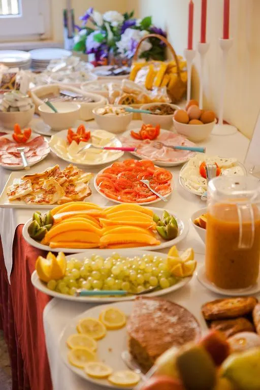 Hotel Benacus Μπαρντολίνο