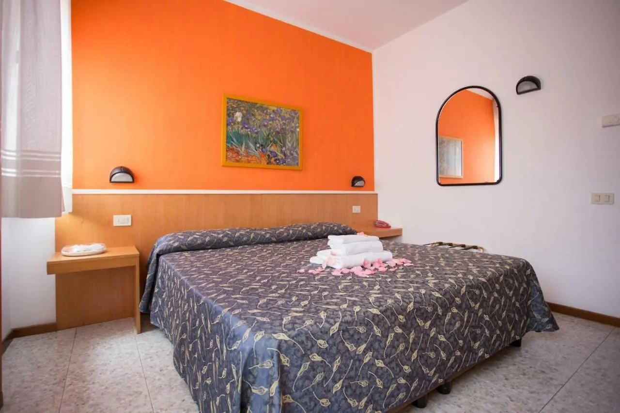 Hotel Benacus Μπαρντολίνο
