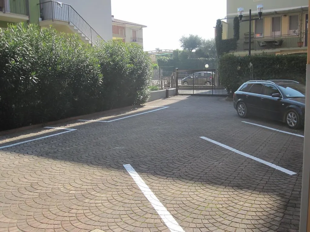 **  Hotel Benacus バルドリーノ イタリア