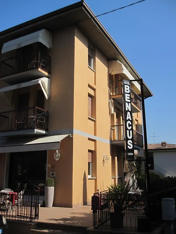 **  Hotel Benacus バルドリーノ イタリア