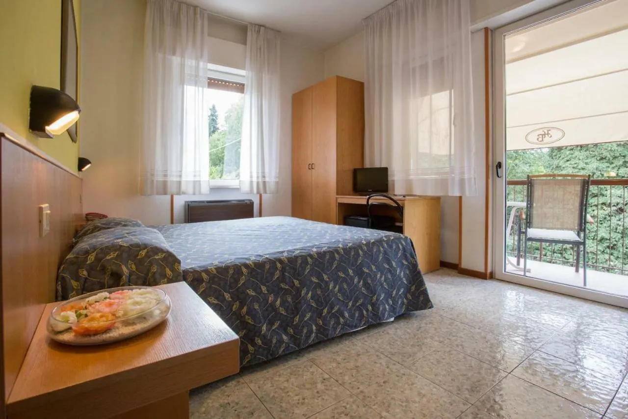 Hotel Benacus バルドリーノ