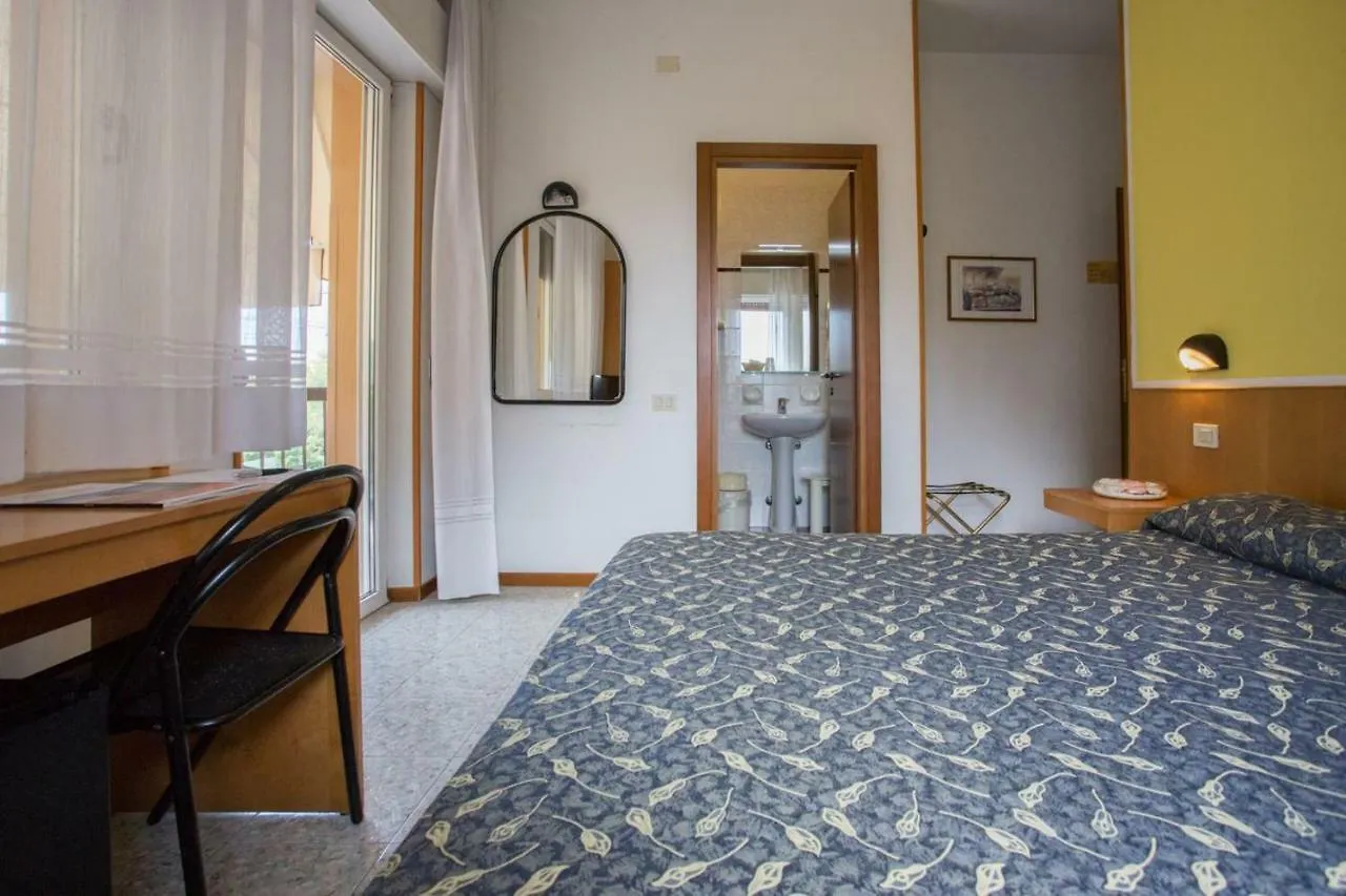 Hotel Benacus バルドリーノ イタリア